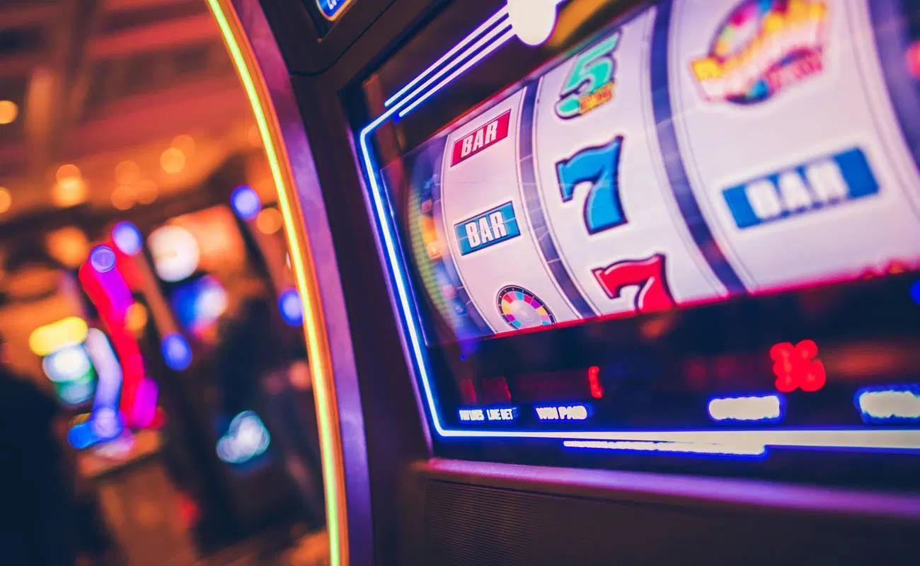 Exploring the Excitement: The Evolution of Slot Games Online
